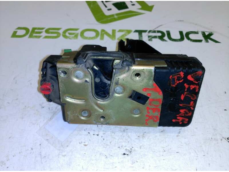 Recambio de cerradura puerta trasera derecha para opel vectra b berlina cd referencia OEM IAM 90503996  