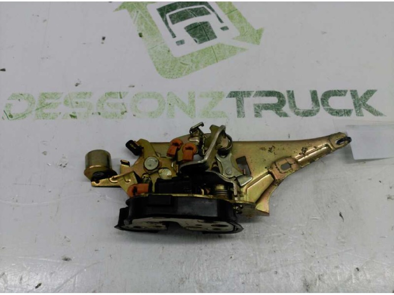 Recambio de cerradura puerta trasera derecha para opel astra f berlina básico referencia OEM IAM   