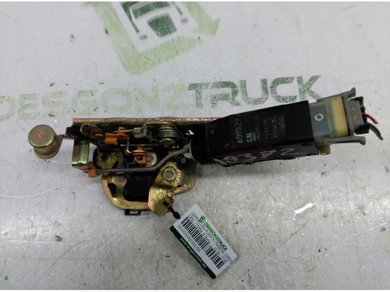 Recambio de cerradura puerta trasera derecha para opel corsa b swing referencia OEM IAM   