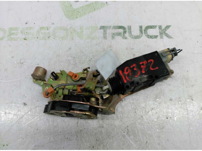 Recambio de cerradura puerta trasera derecha para opel corsa b swing referencia OEM IAM   