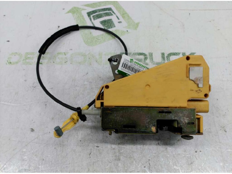Recambio de cerradura puerta trasera derecha para ford orion celebration referencia OEM IAM 6894356  