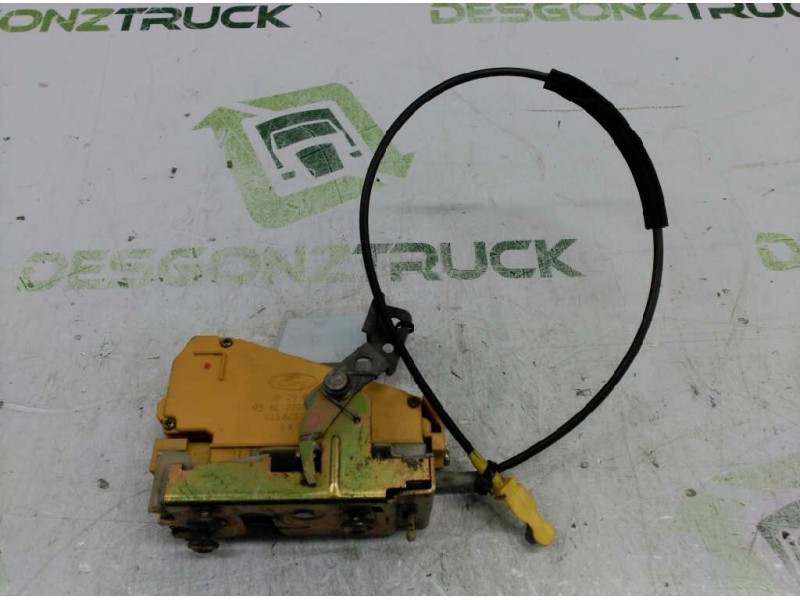Recambio de cerradura puerta trasera derecha para ford orion celebration referencia OEM IAM 6894356  