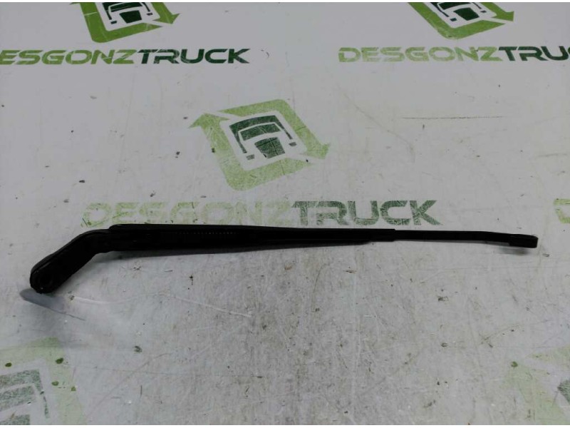 Recambio de brazo limpia delantero derecho para kia pride glxi familiar referencia OEM IAM KK15667321  