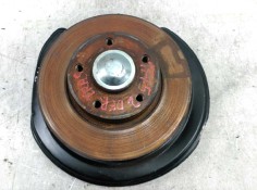 Recambio de buje para nissan primastar (x83) caja cerrada batalla corta 2,7t referencia OEM IAM  DERECHO 