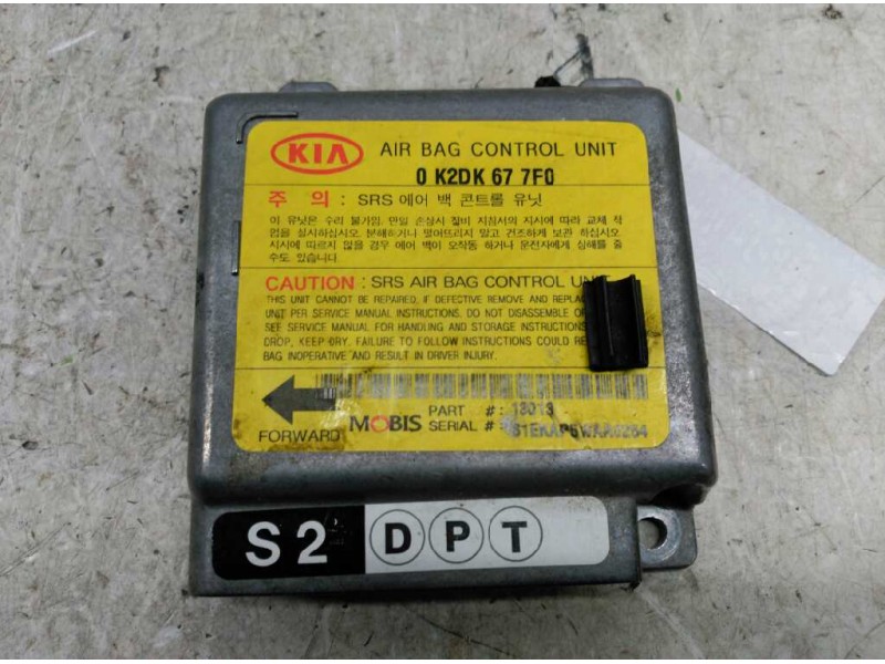 Recambio de centralita airbag para kia shuma ii 1.6 ls berlina portón referencia OEM IAM 0K2DK677F0B  