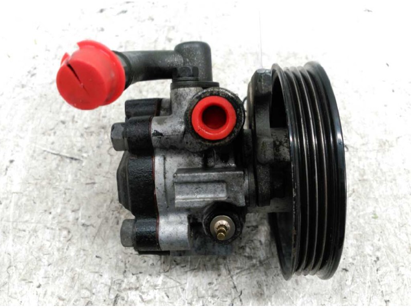 Recambio de bomba servodireccion para kia shuma ii 1.6 ls berlina portón referencia OEM IAM 0K2N132600  