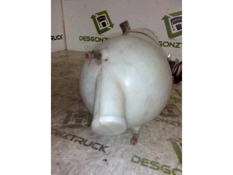 Recambio de deposito expansion para scania trucks serie 4 bus k 124 referencia OEM IAM   