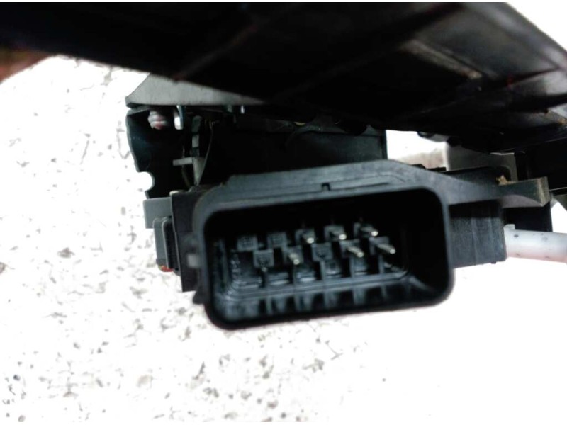 Recambio de cerradura puerta trasera derecha para ford focus berlina (cap) ambiente (d) referencia OEM IAM 4M5AR26412BB  