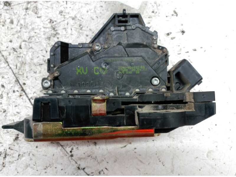 Recambio de cerradura puerta trasera derecha para ford focus turnier (cak) ghia referencia OEM IAM 2S4AA26412BB  