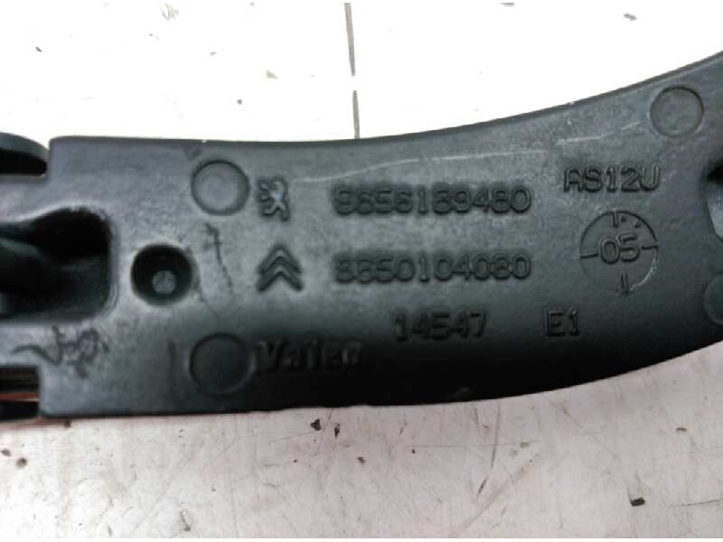 Recambio de brazo limpia delantero derecho para peugeot 307 (s1) xr clim plus referencia OEM IAM   