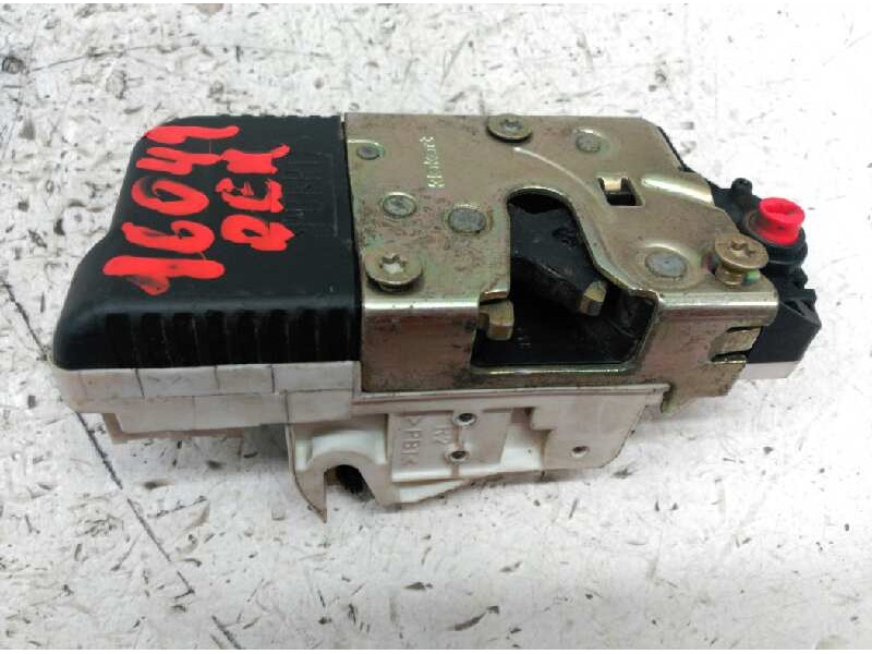 Recambio de cerradura puerta trasera derecha para peugeot 406 berlina (s1/s2) stdt referencia OEM IAM   