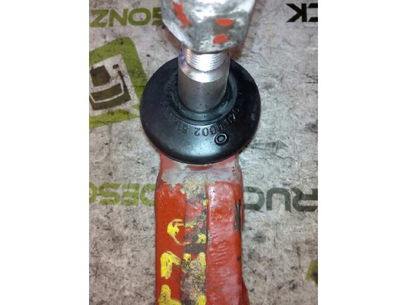 Recambio de brazo suspension superior delantero izquierdo para iveco trucks daily turbo daily referencia OEM IAM 201  