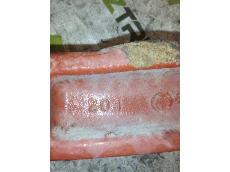 Recambio de brazo suspension superior delantero izquierdo para iveco trucks daily turbo daily referencia OEM IAM 201  