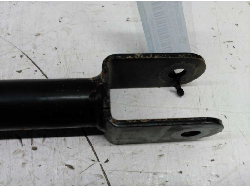 Recambio de brazo suspension superior trasero derecho para land rover freelander (ln) e familiar referencia OEM IAM   