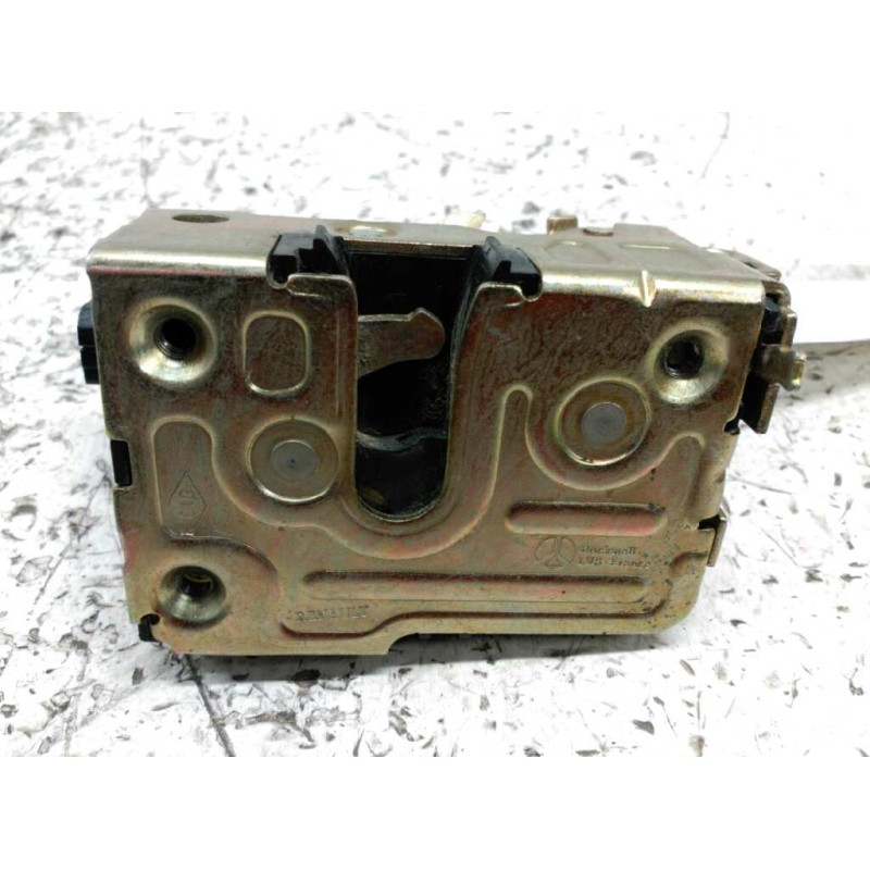Recambio de cerradura puerta trasera derecha para renault megane i scenic (ja0) 1.9 d alize referencia OEM IAM   