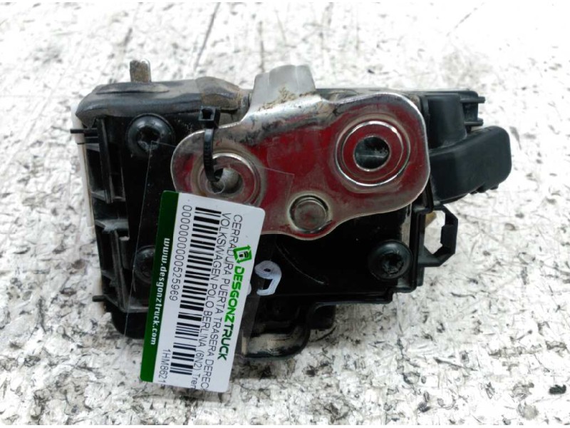 Recambio de cerradura puerta trasera derecha para volkswagen polo berlina (6n2) trendline referencia OEM IAM 1HM862154A  