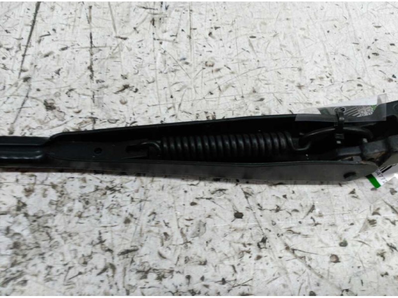 Recambio de brazo limpia delantero derecho para peugeot 308 confort referencia OEM IAM 9680477280  