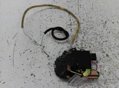 Recambio de cerradura puerta trasera derecha para audi a6 avant (4b5) 2.5 tdi referencia OEM IAM   