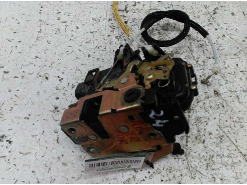 Recambio de cerradura puerta trasera derecha para audi a6 avant (4b5) 2.5 tdi referencia OEM IAM   