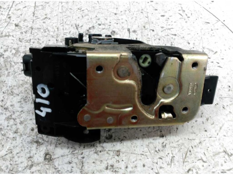Recambio de cerradura puerta trasera derecha para ford focus berlina (cak) ambiente referencia OEM IAM   