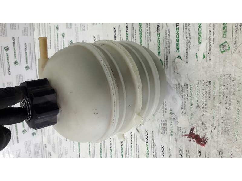 Recambio de deposito expansion para peugeot 206 berlina xs referencia OEM IAM 9626378480  