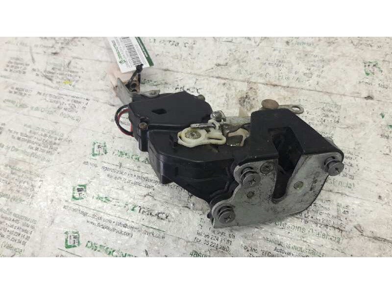 Recambio de cerradura puerta trasera derecha para toyota carina (t19) 2.0 berlina referencia OEM IAM  ELECTRICA 