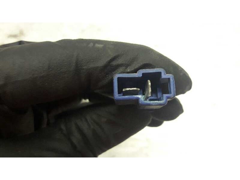 Recambio de cerradura puerta trasera derecha para tata safari 1.9 referencia OEM IAM   