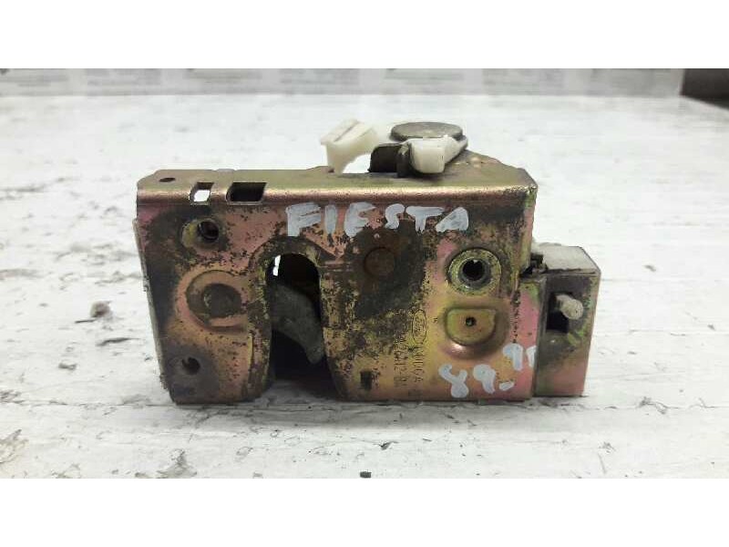 Recambio de cerradura puerta trasera derecha para ford fiesta berl./courier si referencia OEM IAM 89FBA26412BB  