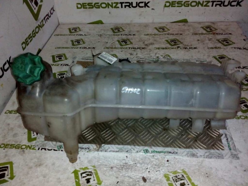 Recambio de deposito expansion para man tg - l 12.xxx 12.240 chasis lx referencia OEM IAM 81061026213  
