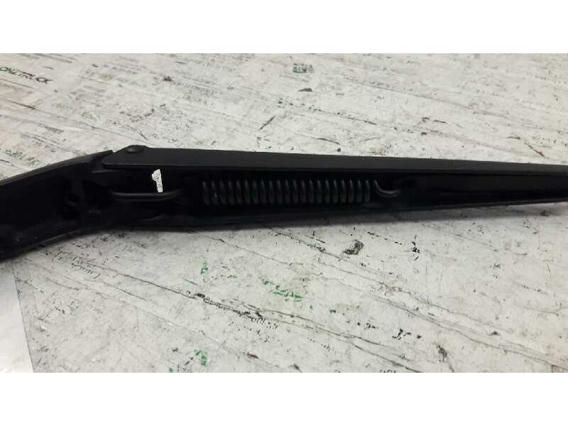 Recambio de brazo limpia delantero derecho para opel zafira b 1.9 cdti referencia OEM IAM 13145564  