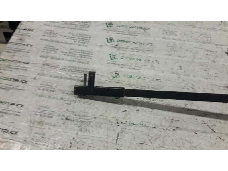 Recambio de brazo limpia delantero derecho para peugeot 407 st confort referencia OEM IAM   