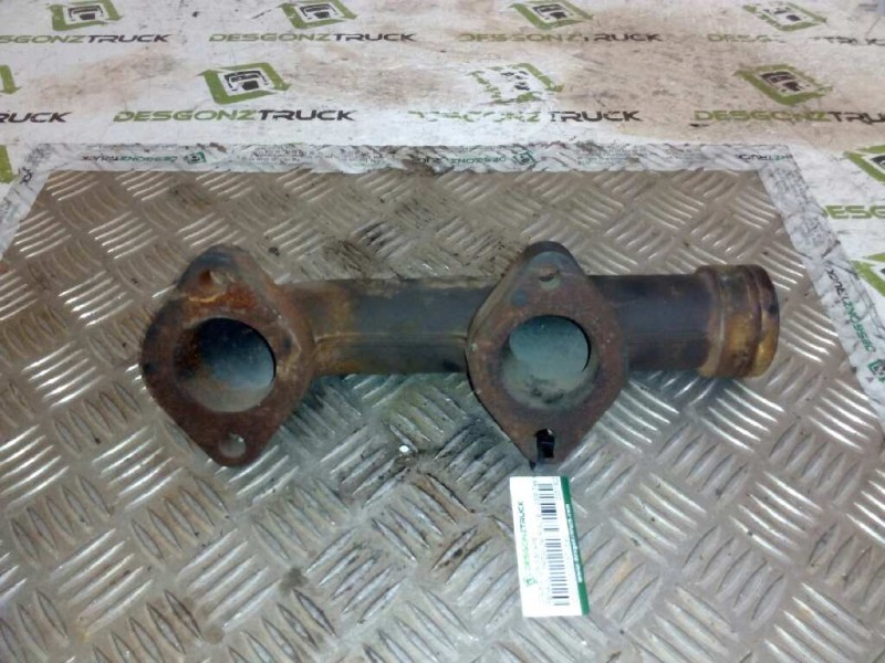 Recambio de colector escape para renault premium route 2006 fas 4x2 larga distancia referencia OEM IAM 20513027  