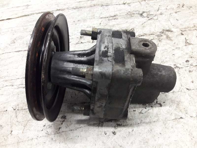 Recambio de bomba servodireccion para audi 80 avant básico avant referencia OEM IAM   