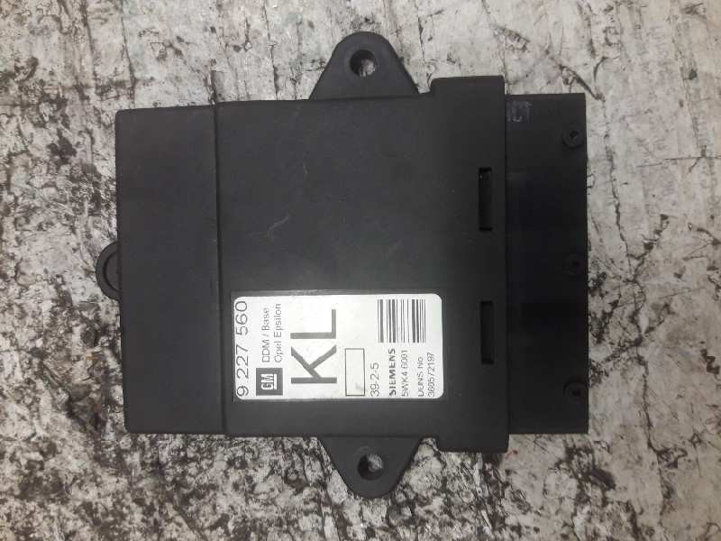 Recambio de centralita cierre para opel vectra c berlina comfort referencia OEM IAM 9227560 5WK46001 360572197