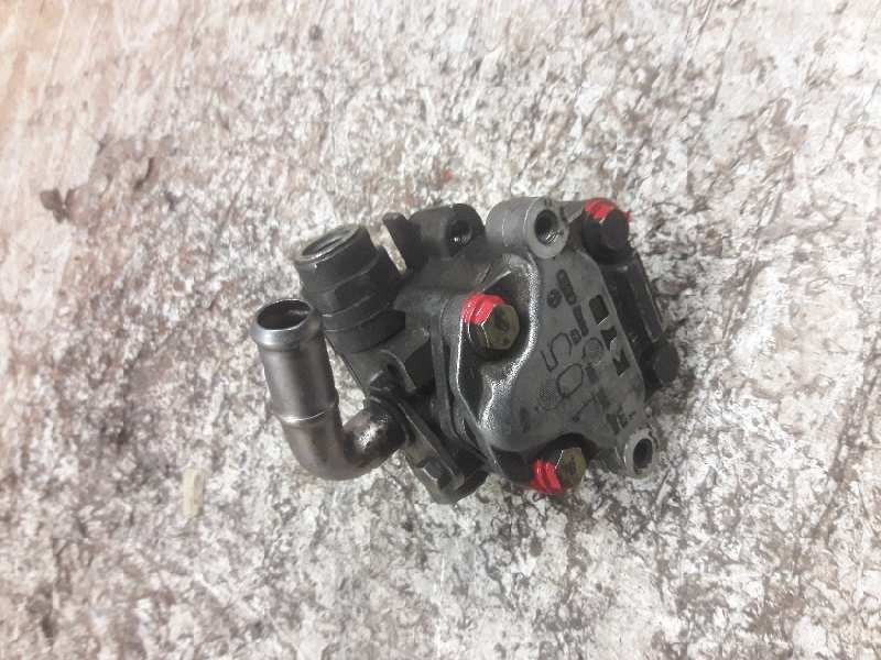 Recambio de bomba servodireccion para volkswagen passat berlina (3b2) básico referencia OEM IAM 8D0145156L  