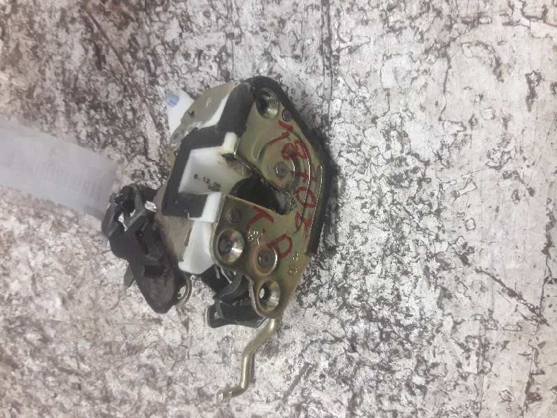 Recambio de cerradura puerta trasera derecha para hyundai accent (x3) 1.5 gs referencia OEM IAM   