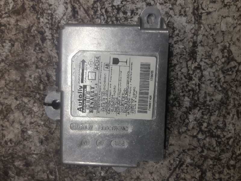 Recambio de centralita airbag para renault scenic ii authentique referencia OEM IAM 8200481136A 603989700 