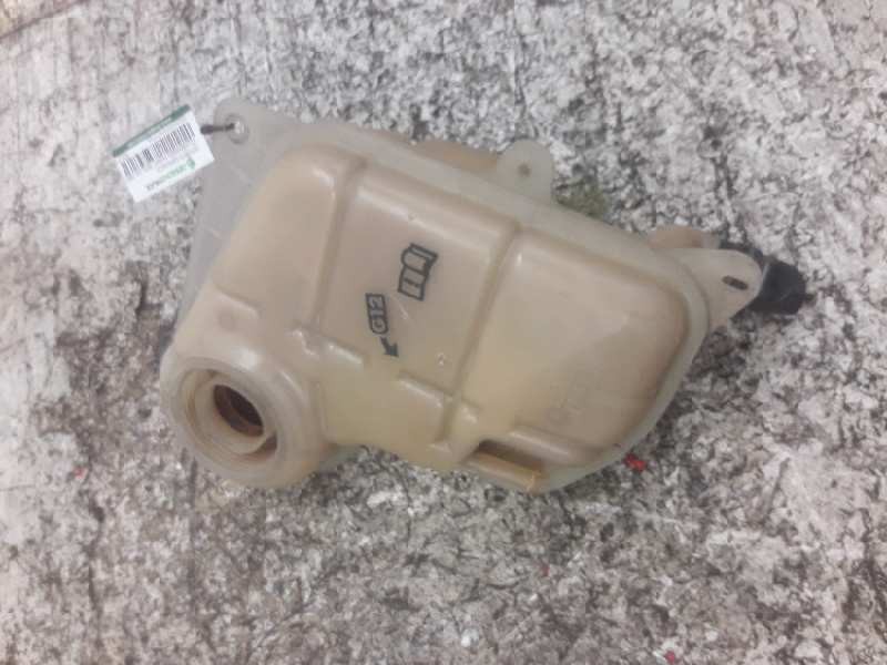 Recambio de deposito expansion para volkswagen passat berlina (3b2) comfortline referencia OEM IAM 8D0121403L  