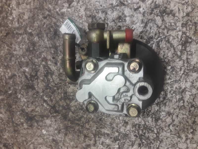 Recambio de bomba servodireccion para nissan vanette cargo vanette cargo caja cerrada referencia OEM IAM 67044237  