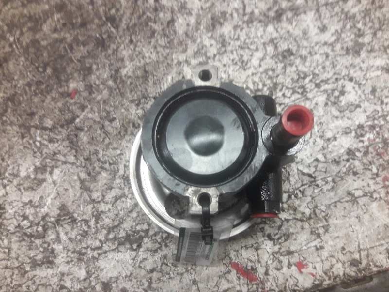 Recambio de bomba servodireccion para renault scenic (ja..) 1.6 16v expression referencia OEM IAM 7700101192  