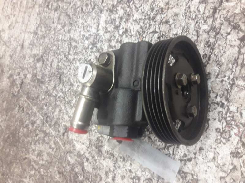Recambio de bomba servodireccion para renault clio ii fase i (b/cbo) 1.2 referencia OEM IAM 7700419118C  