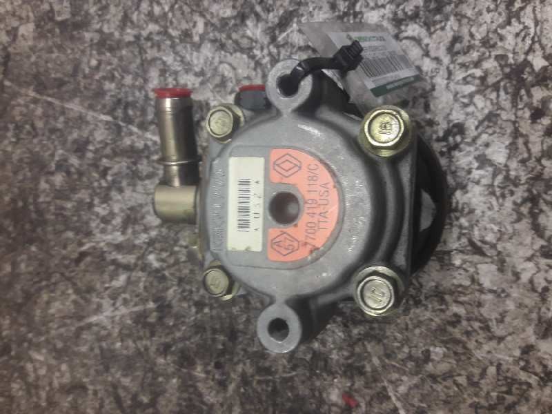 Recambio de bomba servodireccion para renault clio ii fase i (b/cbo) 1.2 referencia OEM IAM 7700419118C  