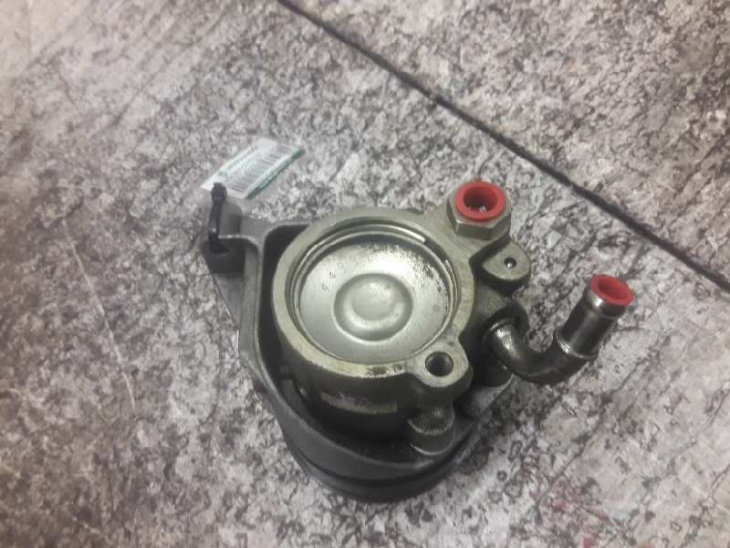 Recambio de bomba servodireccion para renault laguna (b56) 2.0 d rn (b56f/g) referencia OEM IAM 7846075  