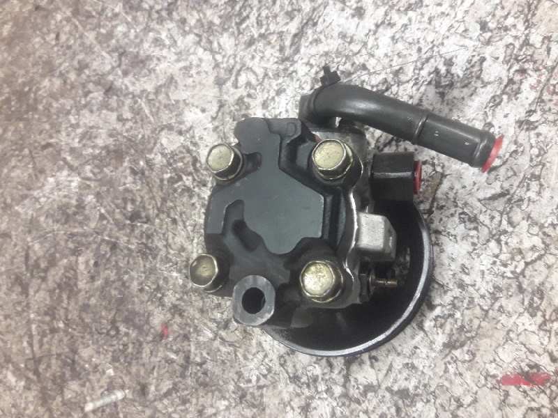 Recambio de bomba servodireccion para kia shuma 1.5 comfort 5 berlina referencia OEM IAM 0K2N232600  