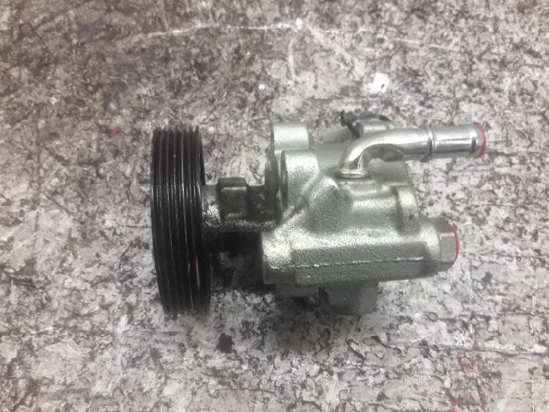 Recambio de bomba servodireccion para renault megane i classic (la0) 1.9 d europa referencia OEM IAM 26058572  