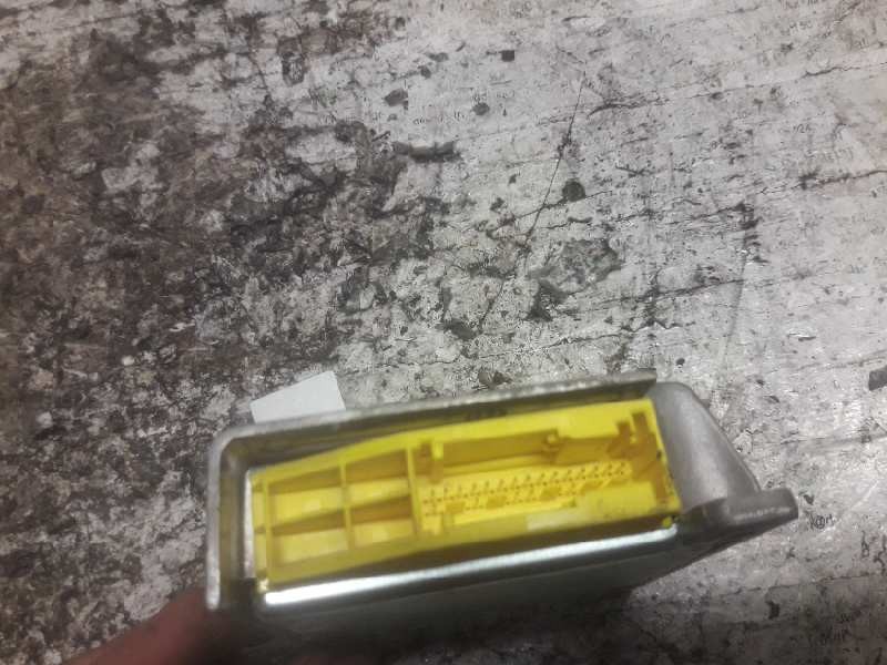 Recambio de centralita airbag para kia shuma 1.5 cat referencia OEM IAM 0K2AA677F0A  