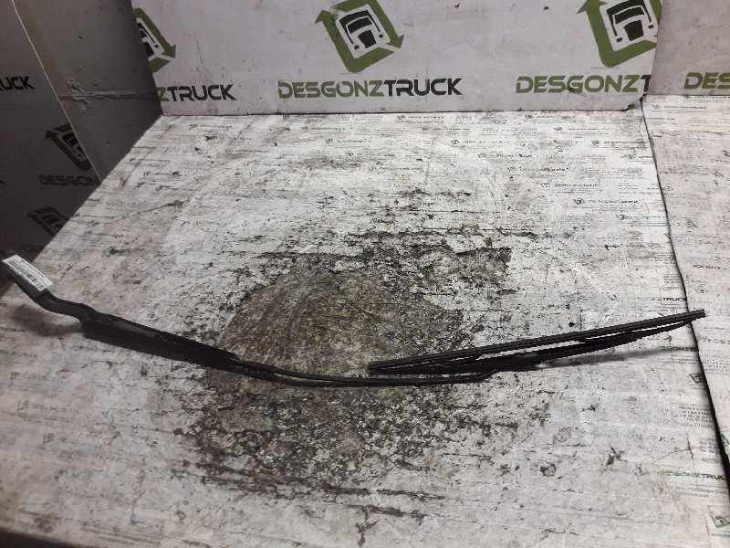 Recambio de brazo limpia delantero derecho para ford fiesta (cbk) ambiente referencia OEM IAM 2S6117526BB  