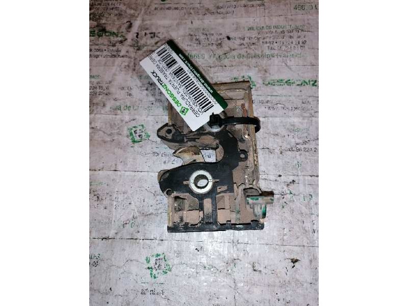 Recambio de cerradura puerta trasera derecha para volkswagen santana (327) cx referencia OEM IAM 193839016A  