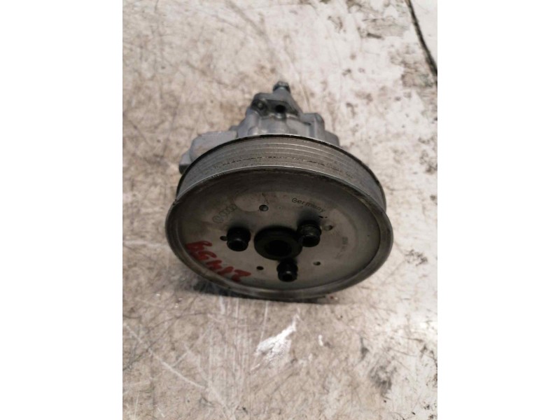 Recambio de bomba servodireccion para audi a6 avant (4b5) 2.5 tdi referencia OEM IAM 4B0145158P  