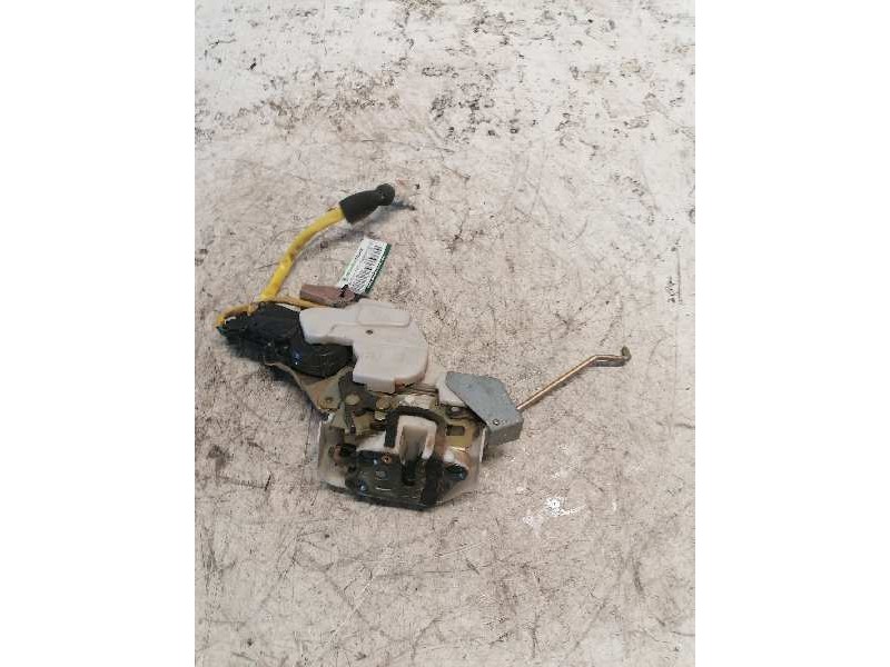 Recambio de cerradura puerta trasera derecha para opel agila básico referencia OEM IAM   3 PINS